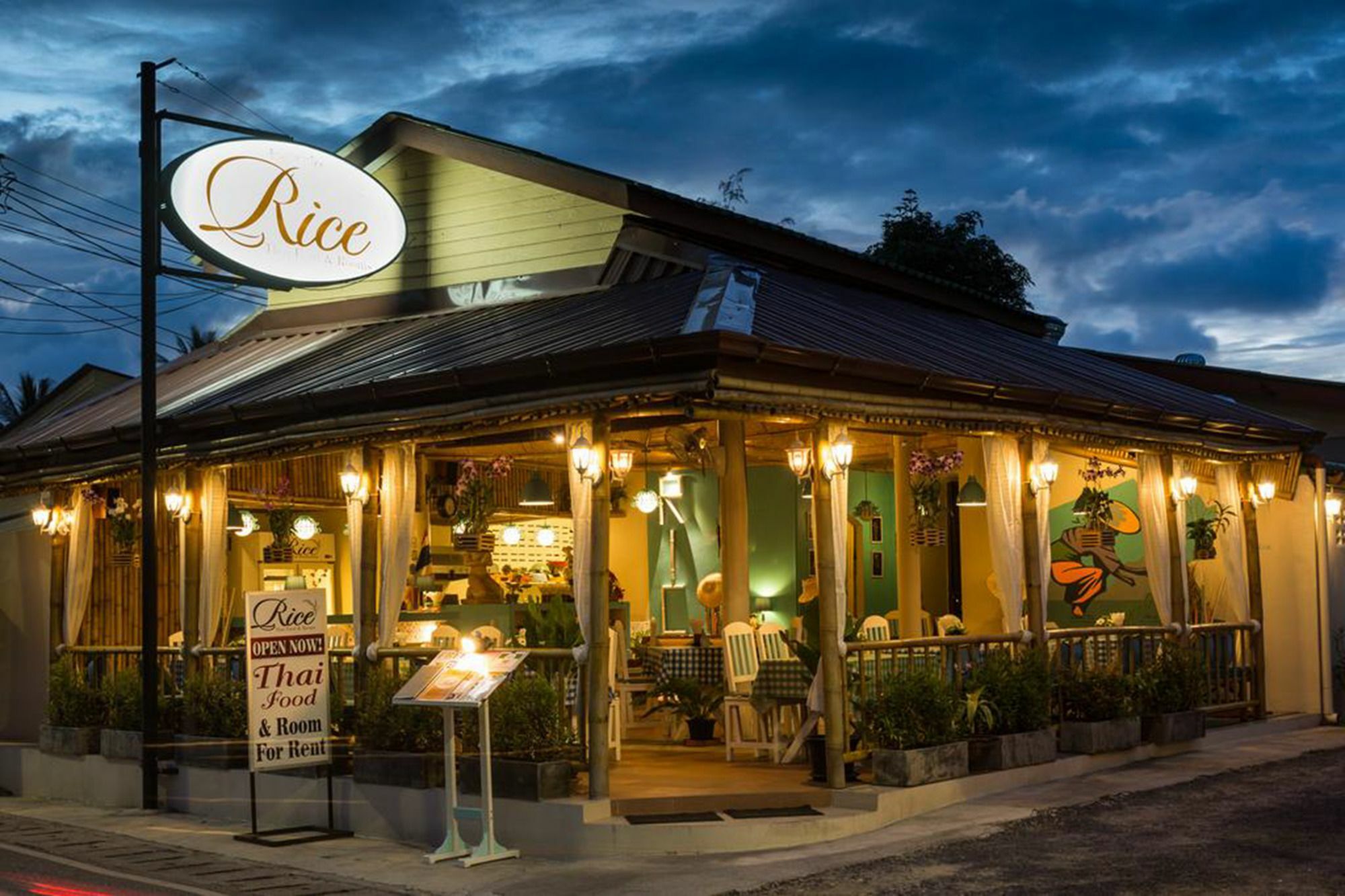 Rice Rooms And Restaurant 卡塔海滩 外观 照片