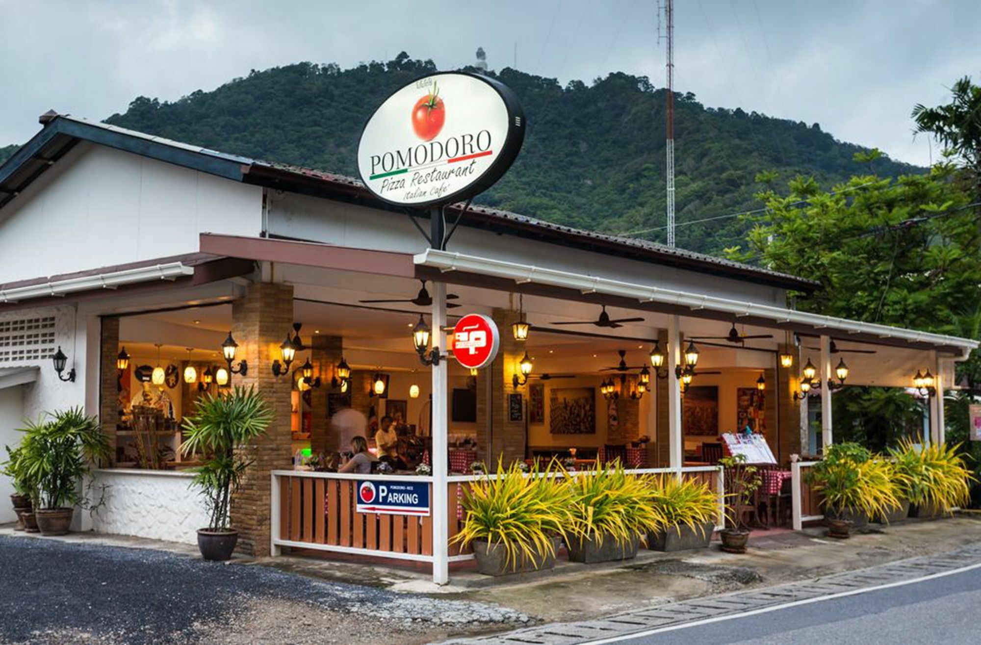Rice Rooms And Restaurant 卡塔海滩 外观 照片